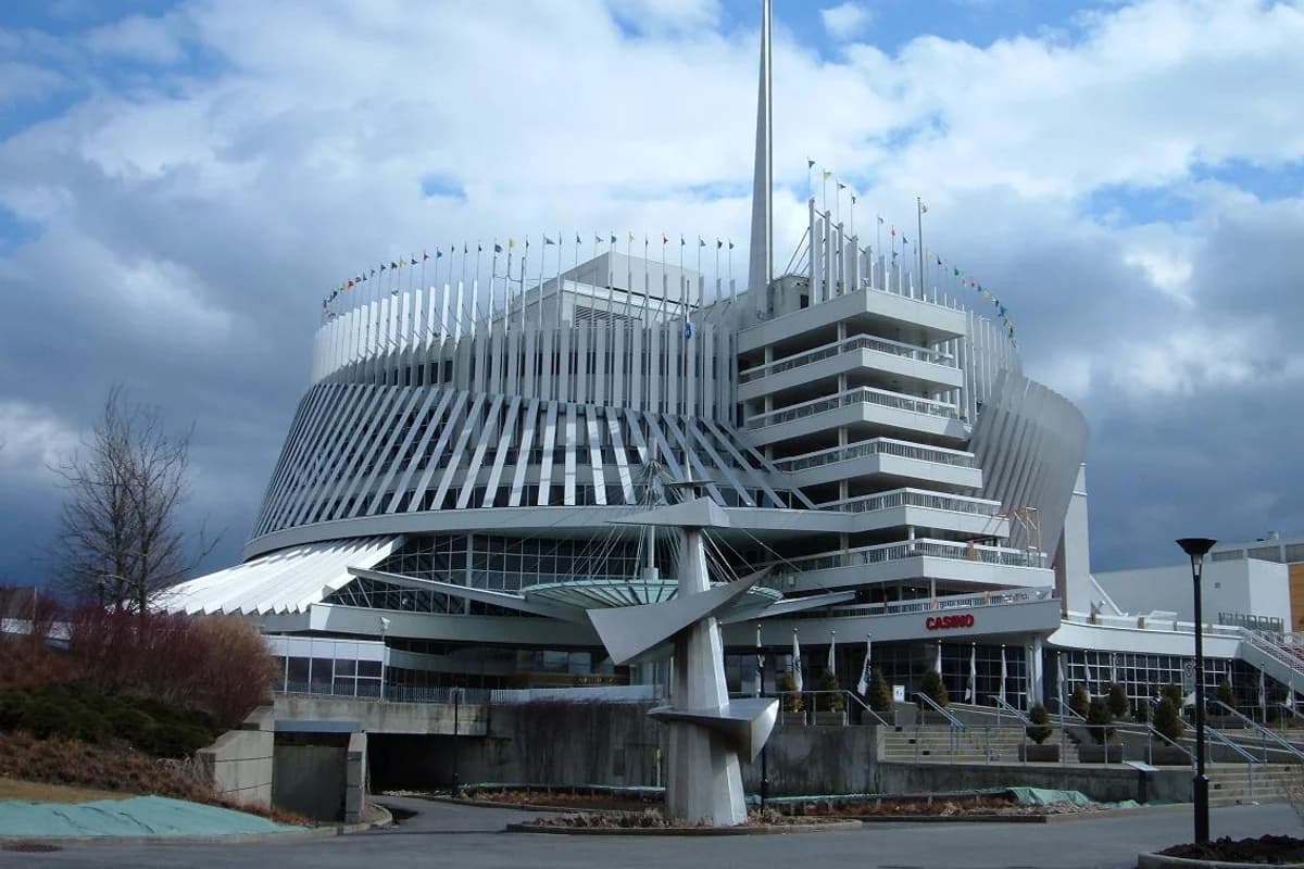 Casino / hippodrome