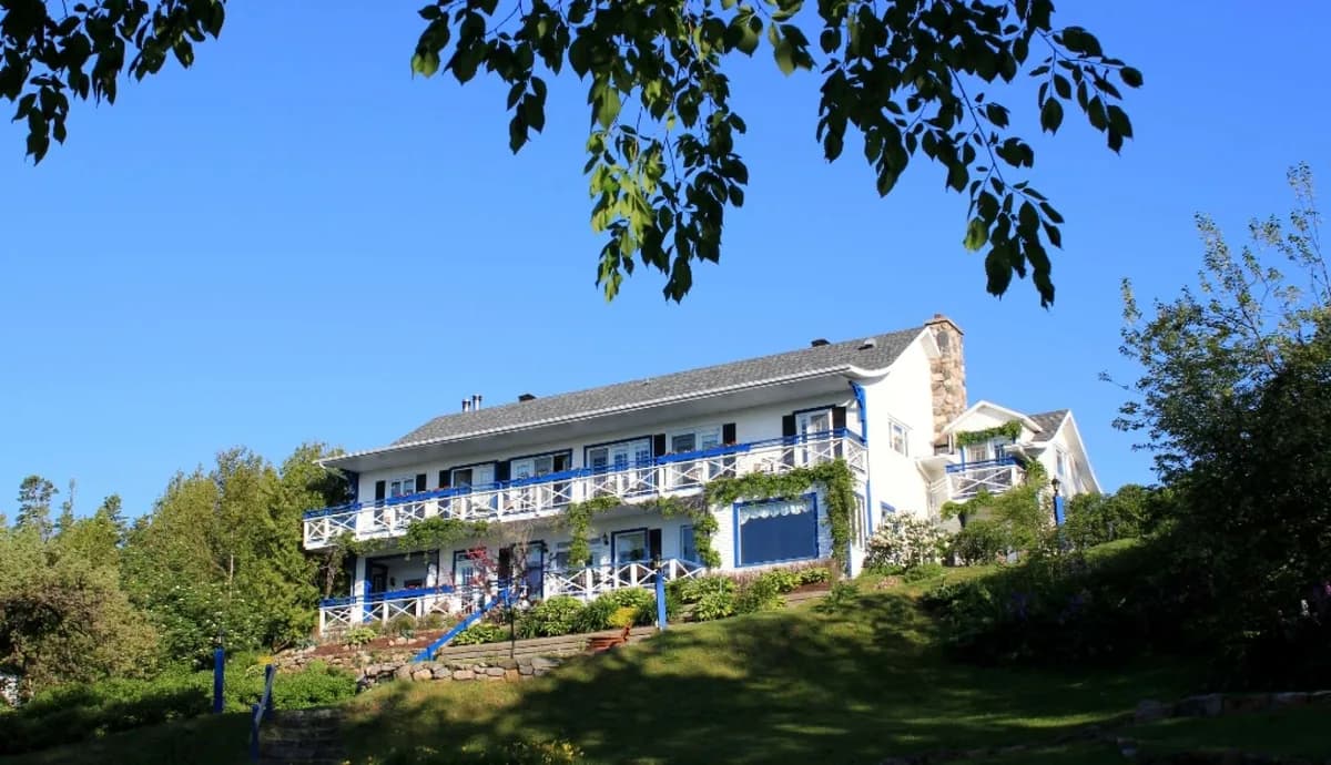 AUBERGE FLEURS DE LUNE